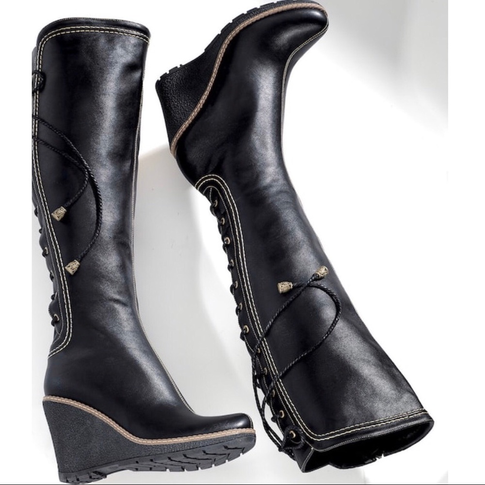 Beautiful Black Bombshell Boots🖤